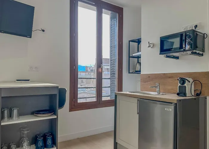 #ik - Le Victoria 7 *